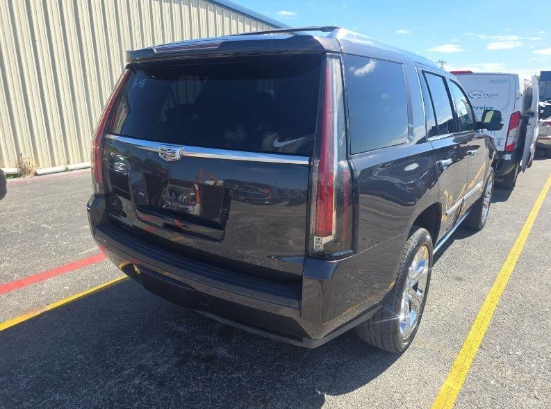 Cadillac Escalade Premium 4WD 2016
