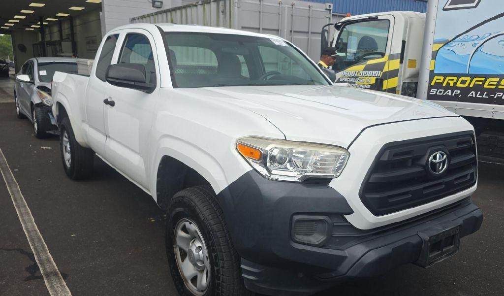 Toyota Tacoma SR5 Access Cab I4 6AT 2WD 2017