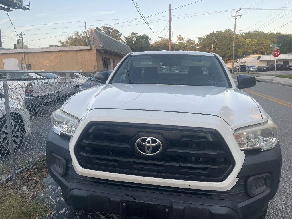 Toyota Tacoma SR5 Access Cab I4 6AT 2WD 2017