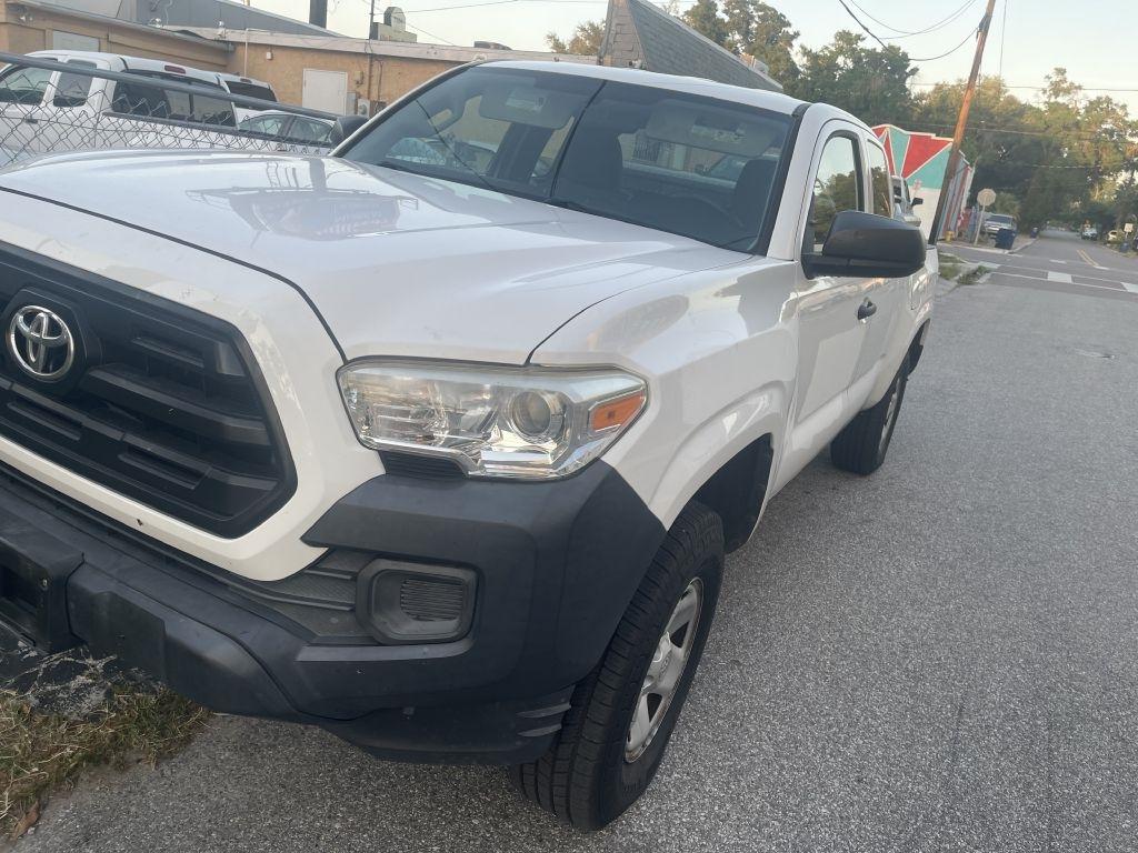 Toyota Tacoma SR5 Access Cab I4 6AT 2WD 2017