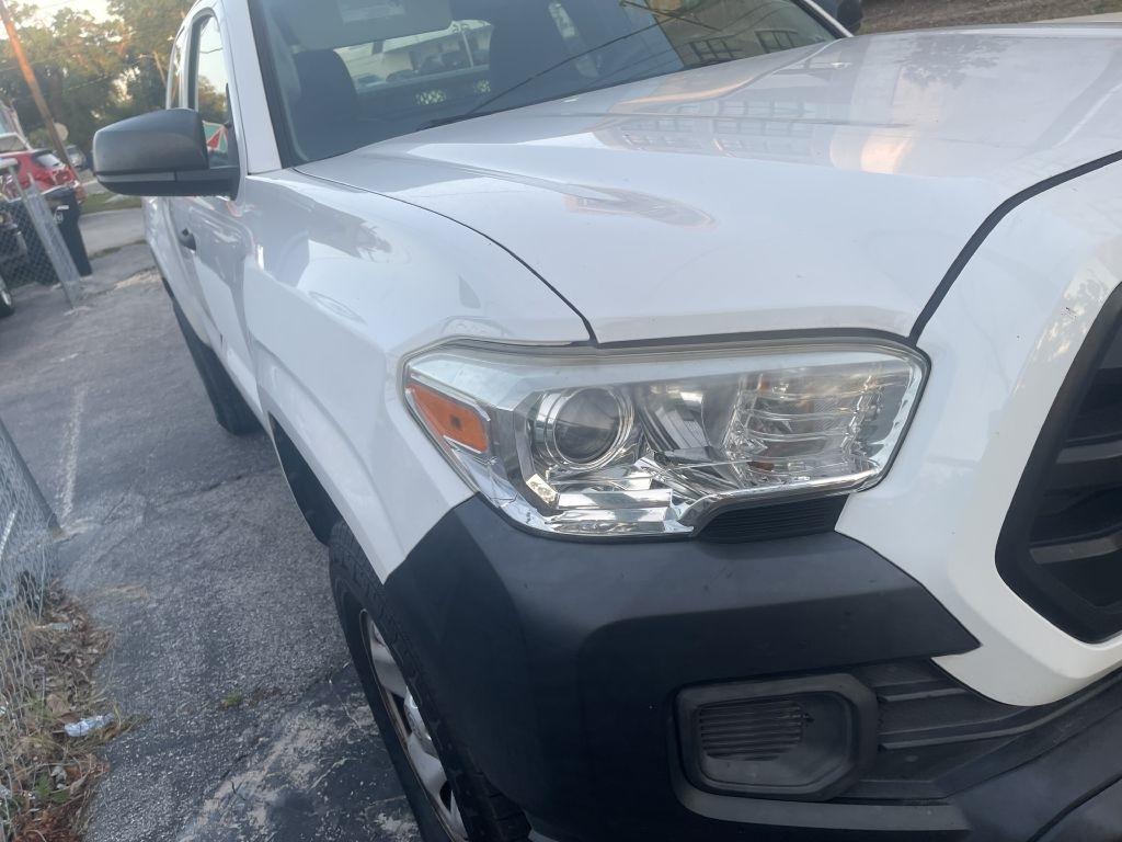 Toyota Tacoma SR5 Access Cab I4 6AT 2WD 2017