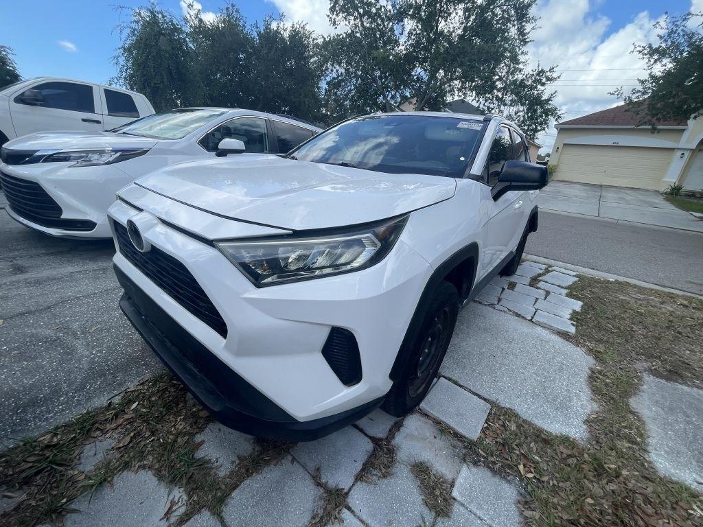 Toyota RAV4 LE 2019