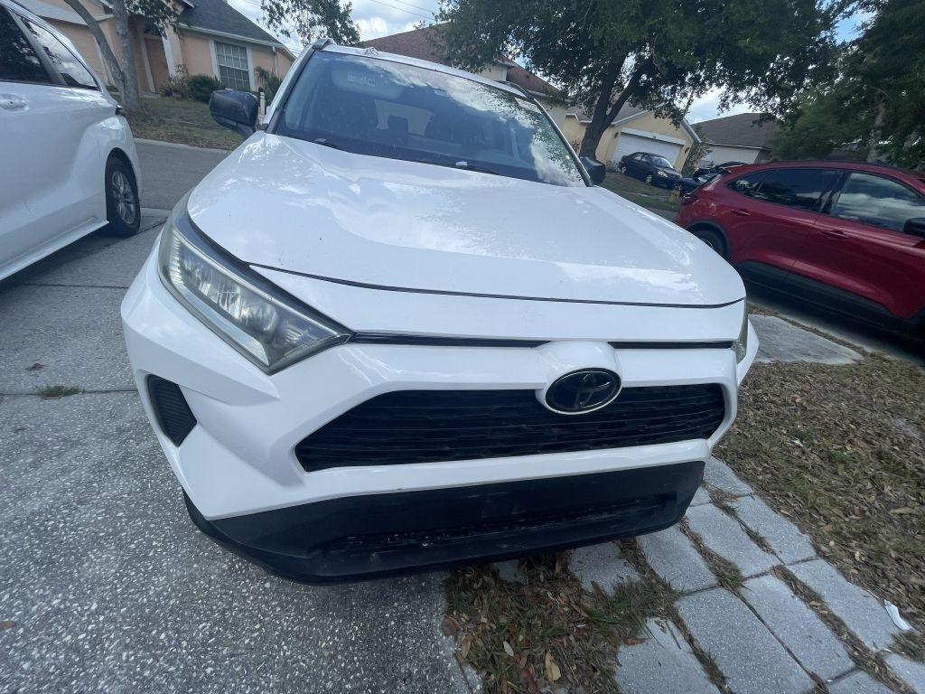 Toyota RAV4 LE 2019