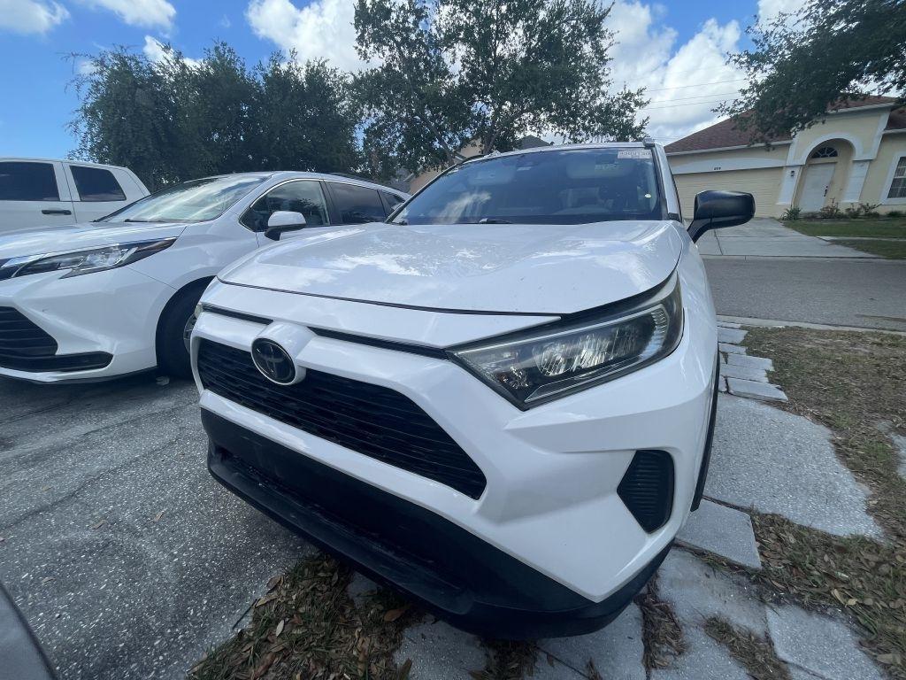 Toyota RAV4 LE 2019