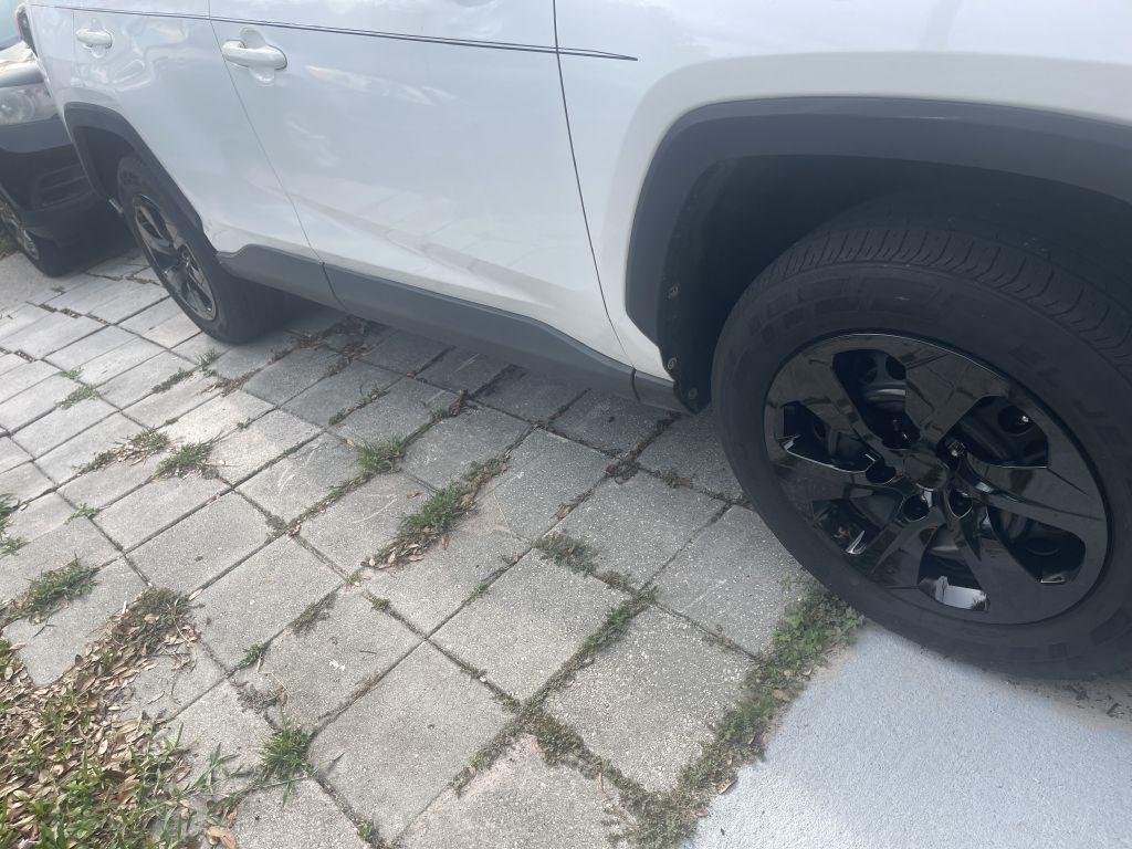 Toyota RAV4 LE 2019