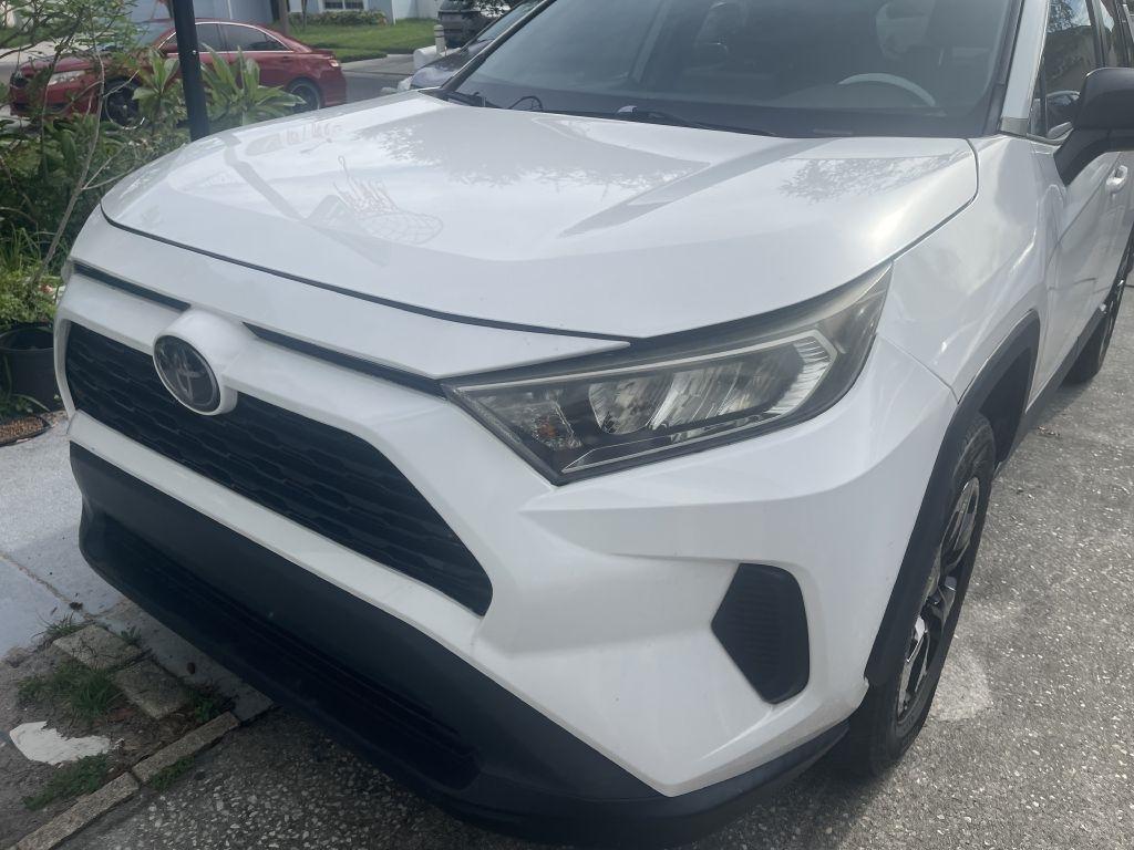 Toyota RAV4 LE 2019