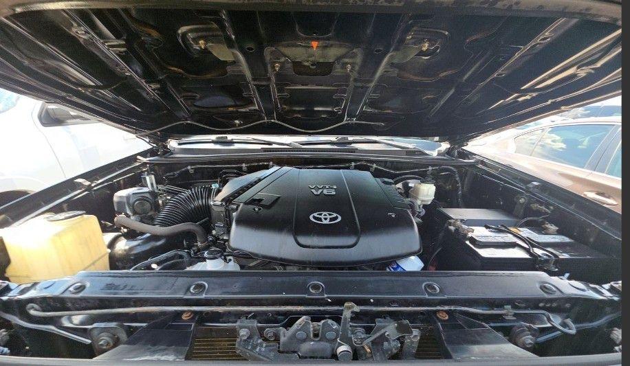 Toyota Tacoma PreRunner Double Cab V6 Auto 2WD 2013