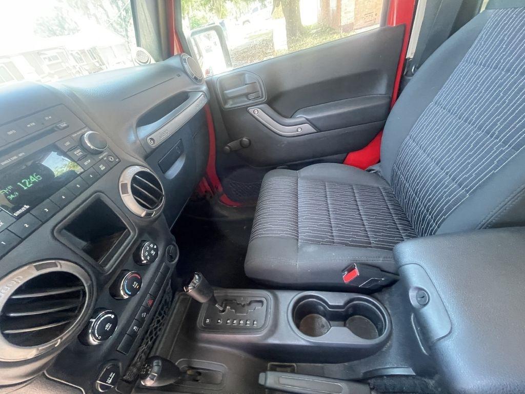 Jeep Wrangler Sport 4WD 2011