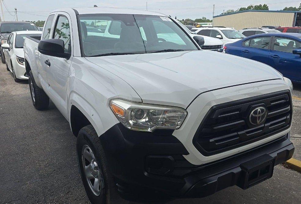 Toyota Tacoma SR5 Access Cab I4 6AT 2WD 2018