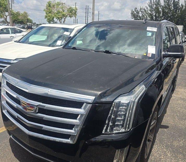 Cadillac Escalade ESV 2WD Luxury 2016