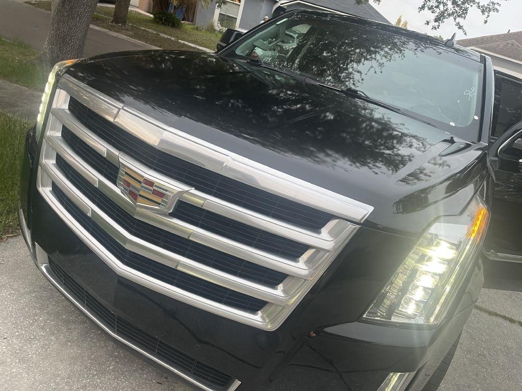 Cadillac Escalade ESV 2WD Luxury 2016