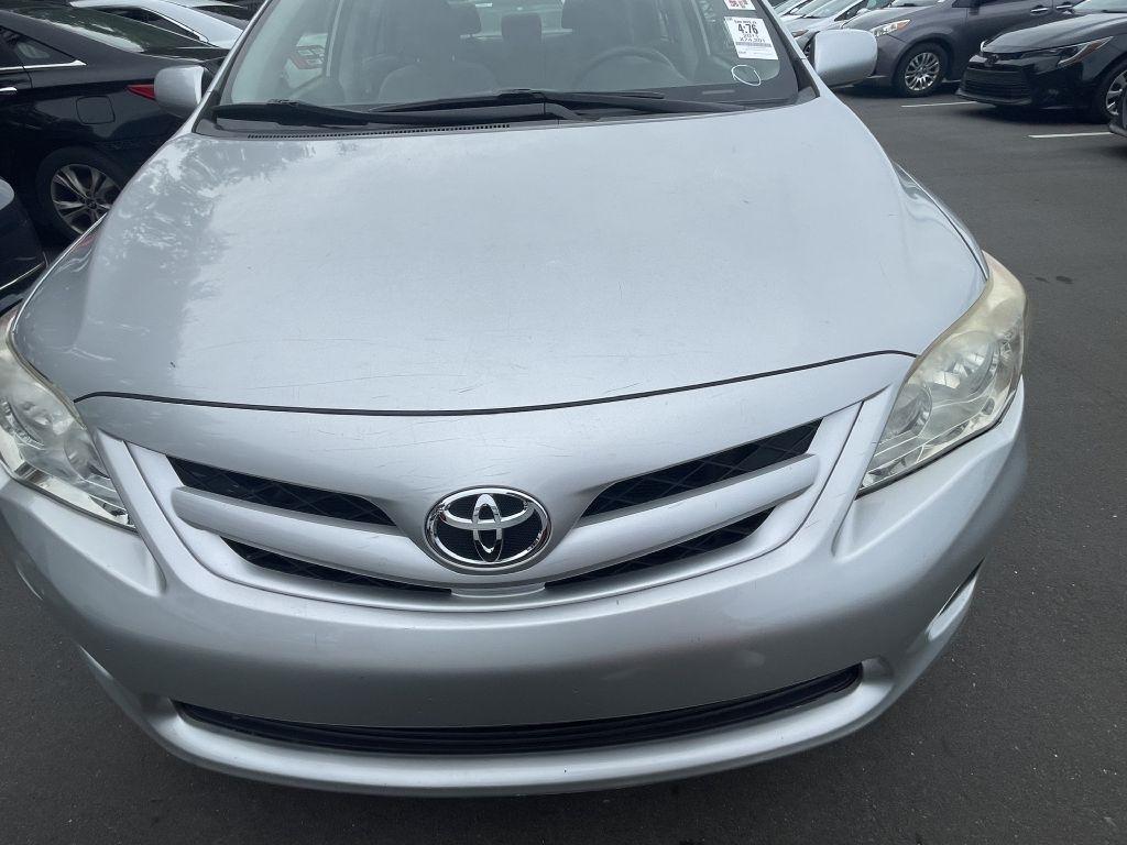 2011 Toyota Corolla Base's photo