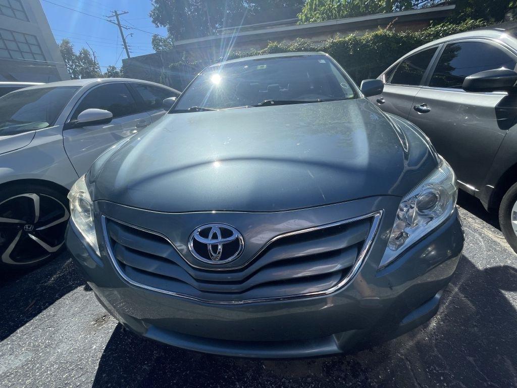 2010 Toyota Camry 2014.5 4dr Sdn I4 Auto LE (Natl)