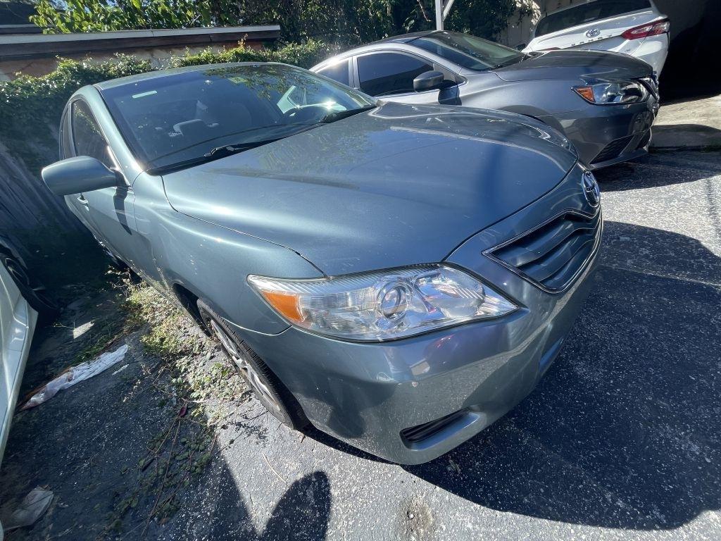 Toyota Camry 2014.5 4dr Sdn I4 Auto LE (Natl) 2010