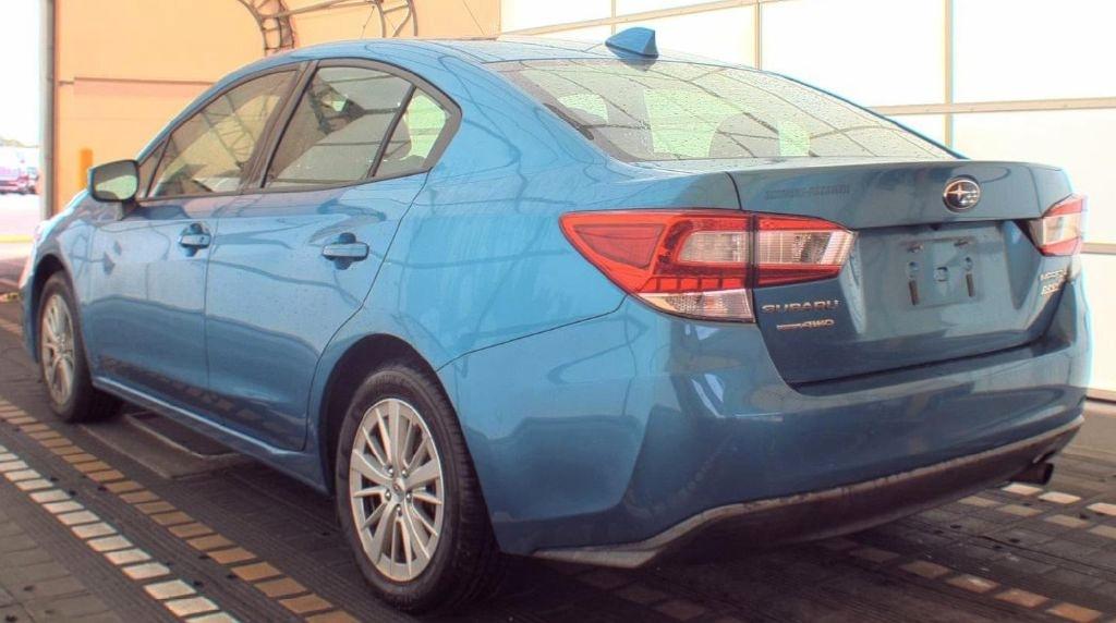 Subaru Impreza 2.0i Premium CVT 4-Door 2017