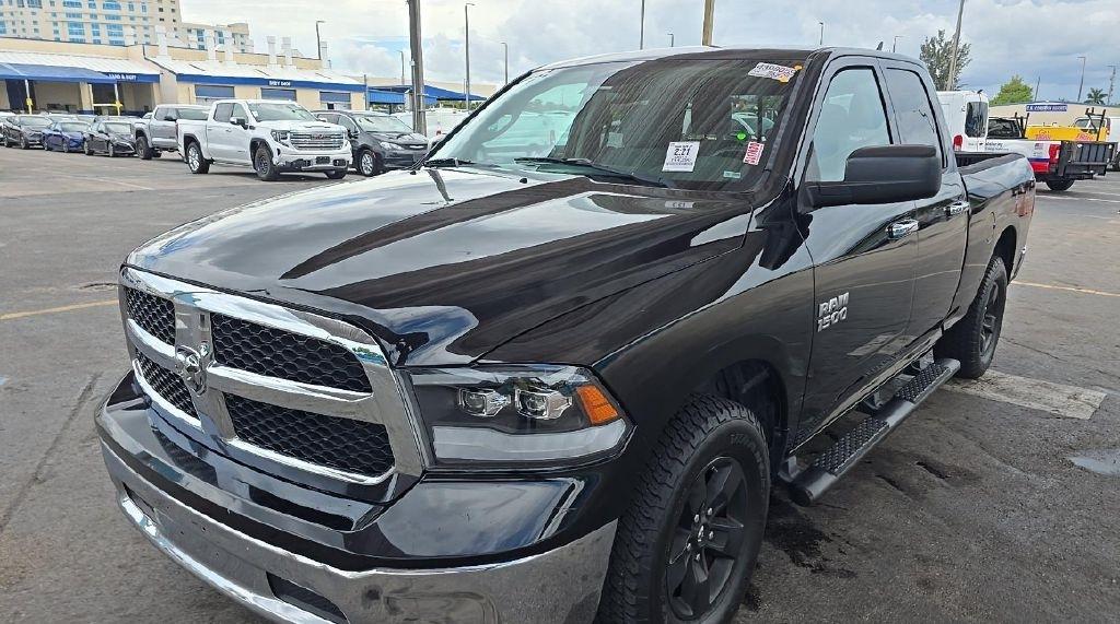 RAM 1500 SLT Quad Cab 2WD 2014
