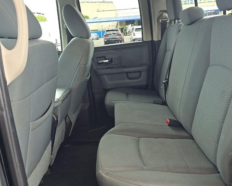 RAM 1500 SLT Quad Cab 2WD 2014