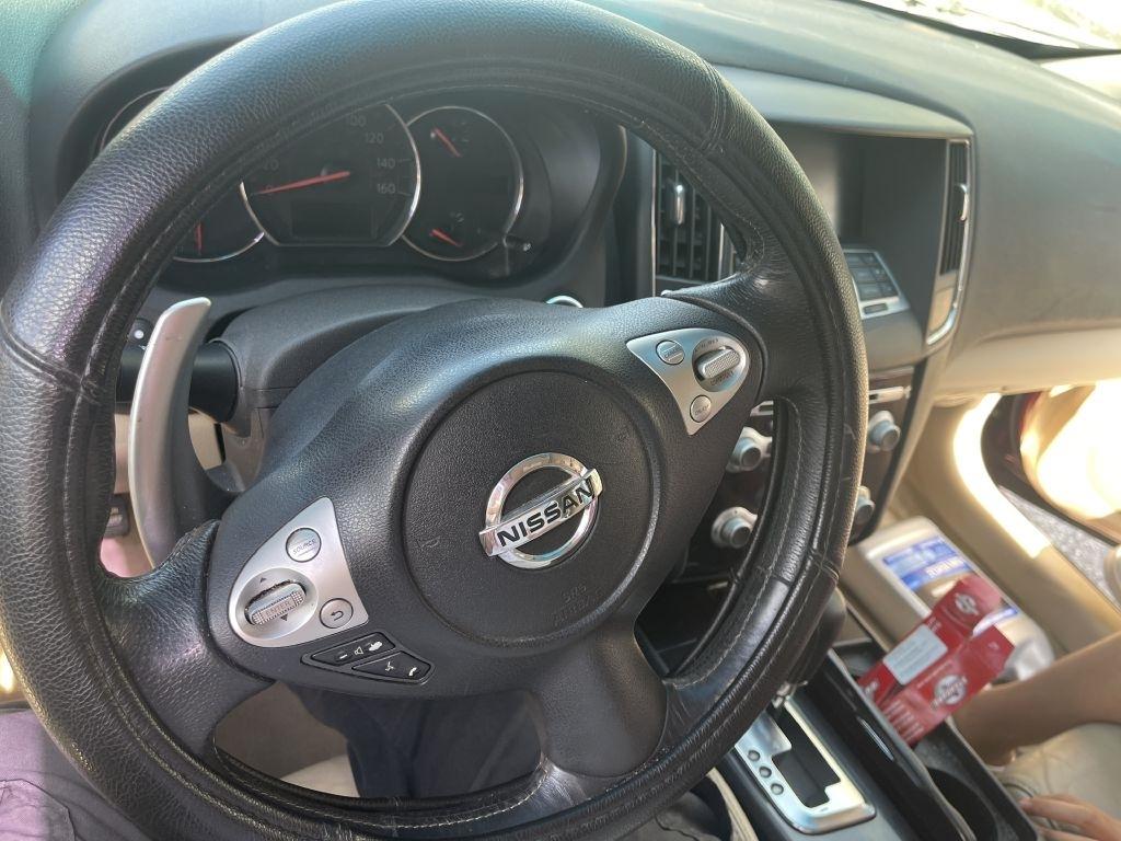 Nissan Maxima SV 2013