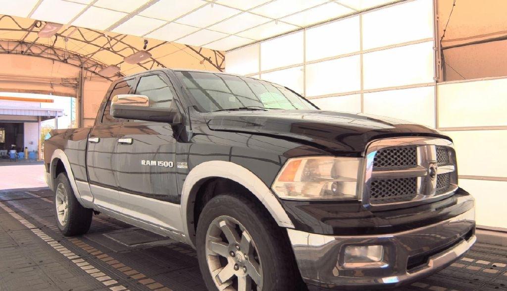 RAM 1500 Laramie Quad Cab 4WD 2012