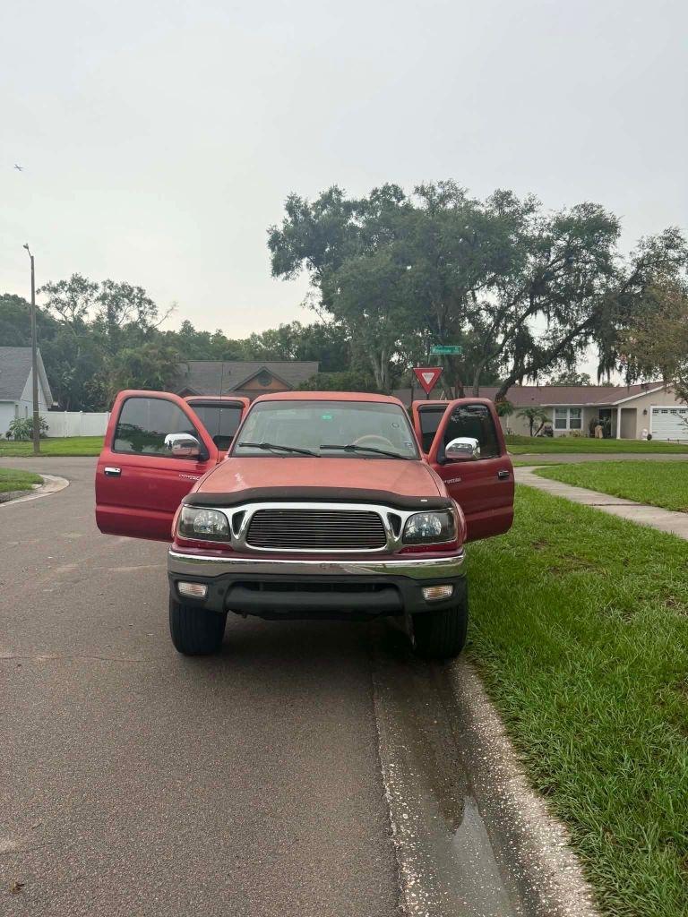 Toyota Tacoma PreRunner Double Cab V6 2WD 2004
