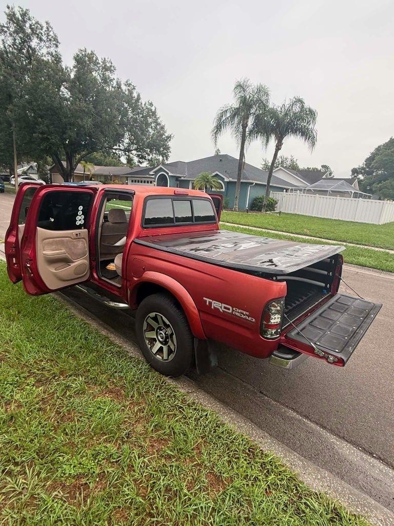 Toyota Tacoma PreRunner Double Cab V6 2WD 2004