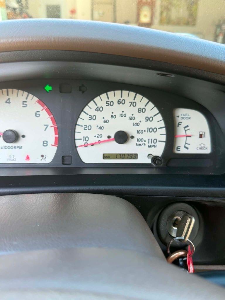 Toyota Tacoma PreRunner Double Cab V6 2WD 2004