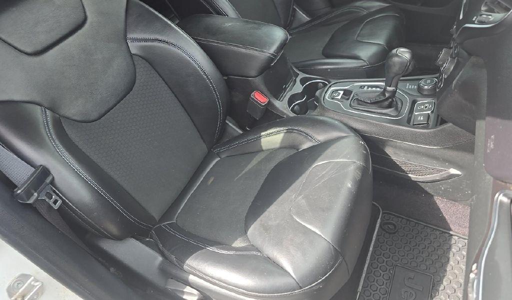 Jeep Cherokee Latitude Plus 4WD 2019
