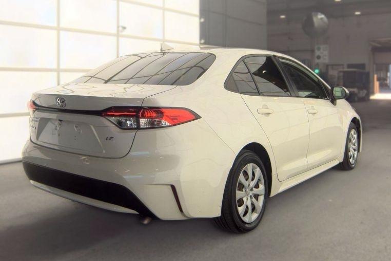 Toyota Corolla LE 2021