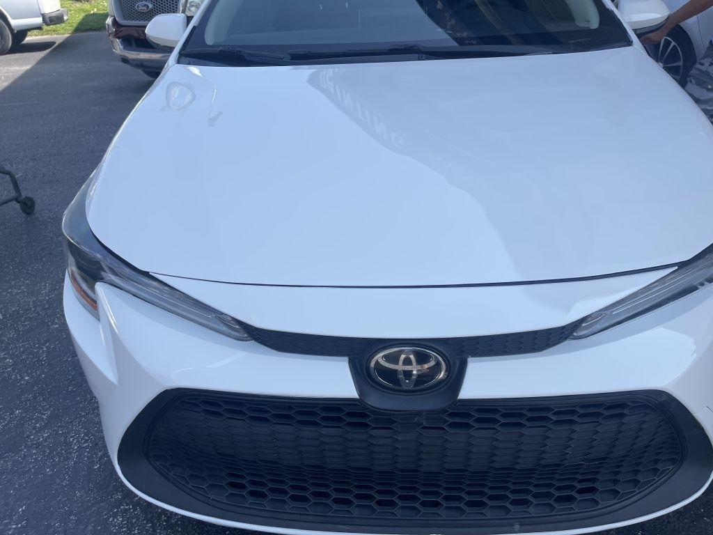 Toyota Corolla LE 2021