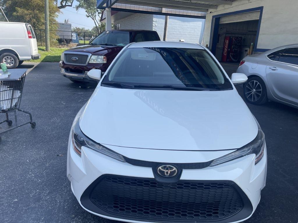 Toyota Corolla LE 2021