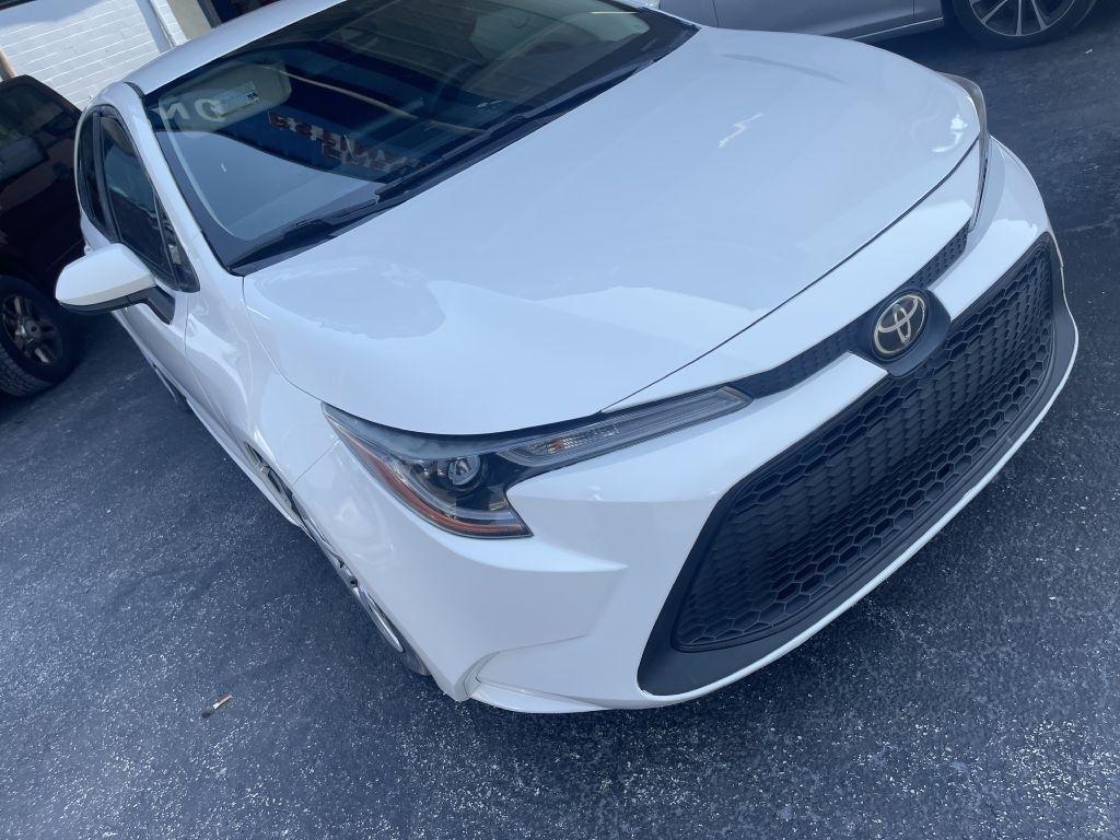 Toyota Corolla LE 2021