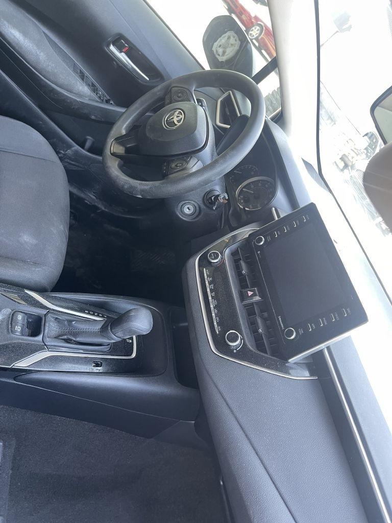 Toyota Corolla LE 2021