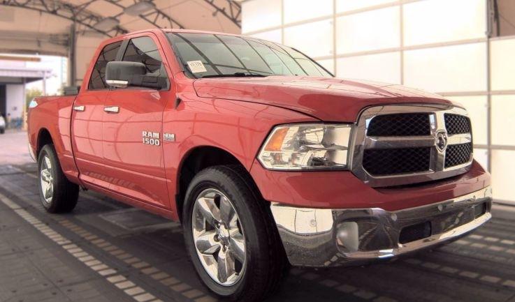 RAM 1500 SLT Quad Cab 2WD 2017