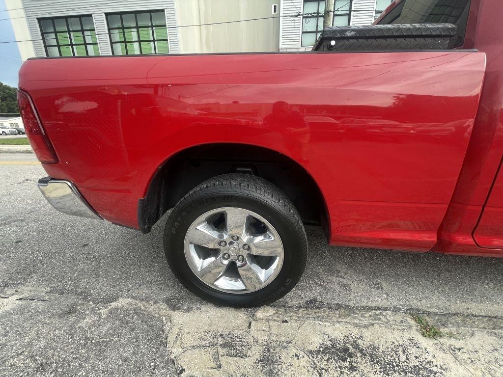RAM 1500 SLT Quad Cab 2WD 2017