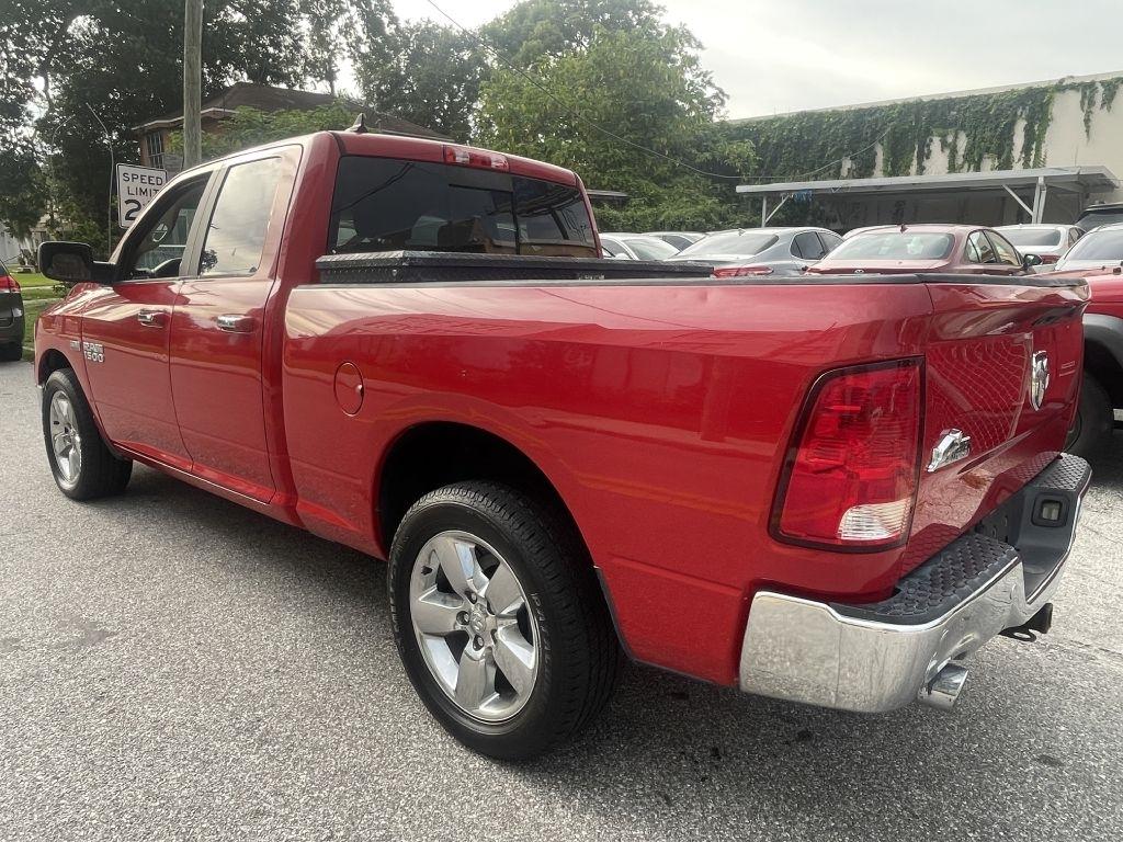 RAM 1500 SLT Quad Cab 2WD 2017