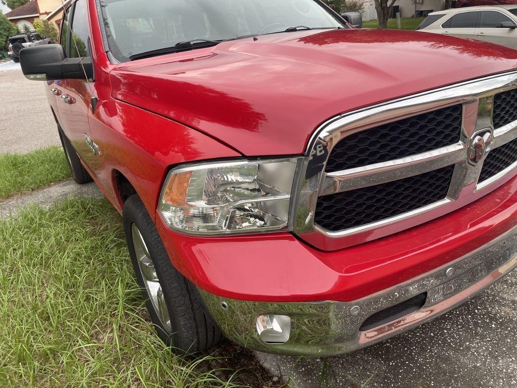 RAM 1500 SLT Quad Cab 2WD 2017