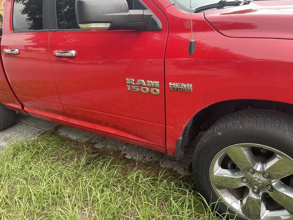 RAM 1500 SLT Quad Cab 2WD 2017