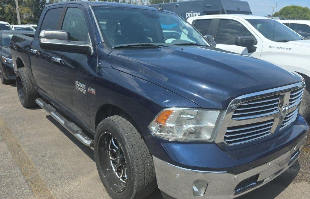 RAM 1500 SLT Crew Cab SWB 2WD 2016