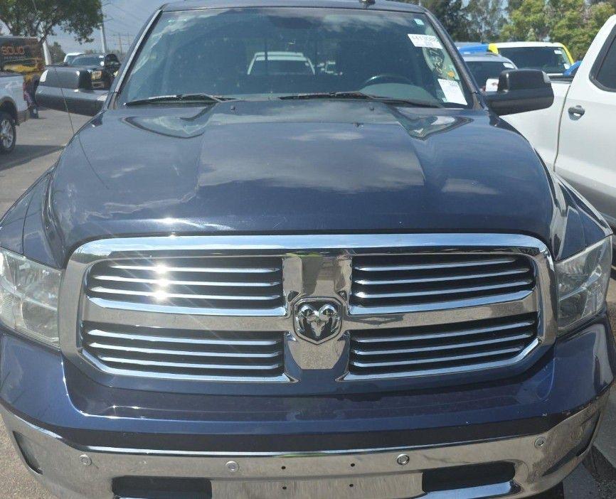 RAM 1500 SLT Crew Cab SWB 2WD 2016