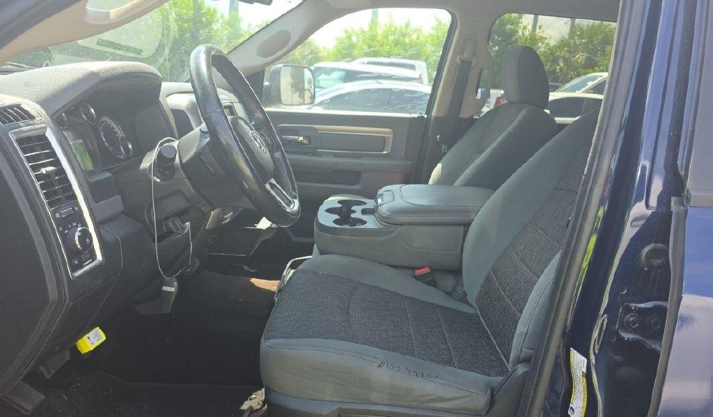 RAM 1500 SLT Crew Cab SWB 2WD 2016