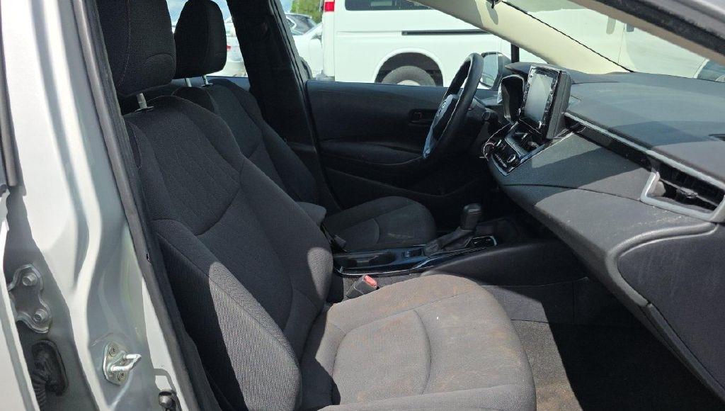Toyota Corolla LE 2022