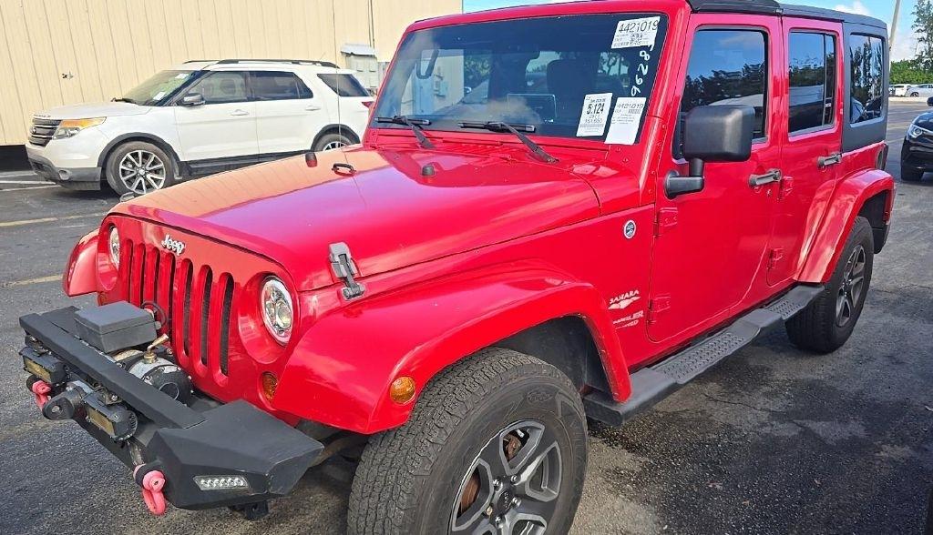 Jeep Wrangler Unlimited Sahara 4WD 2011