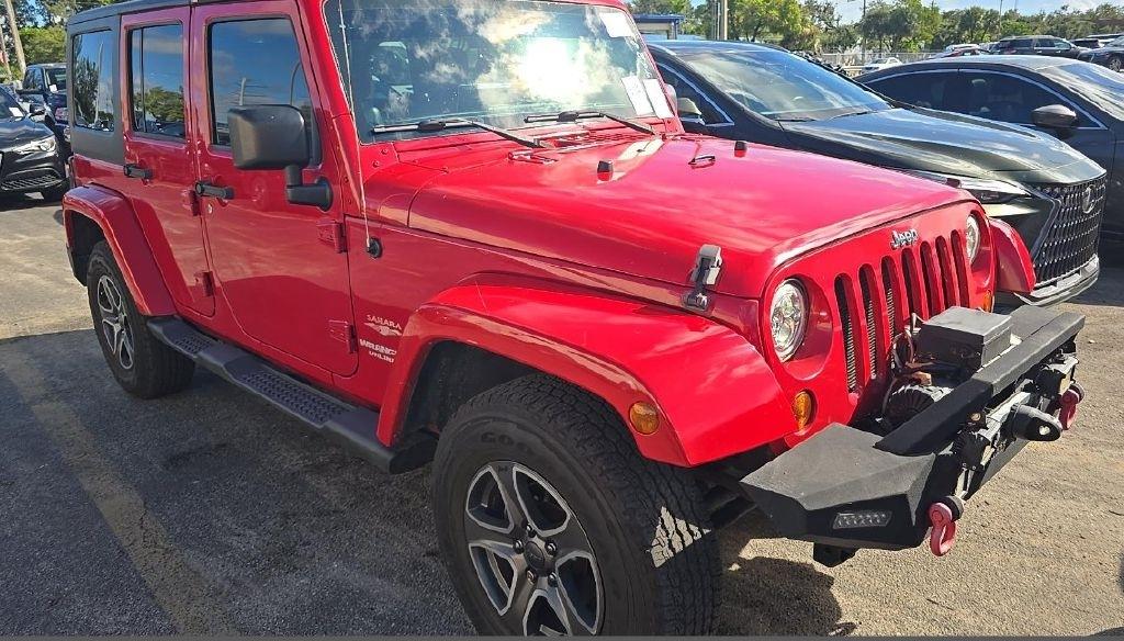 Jeep Wrangler Unlimited Sahara 4WD 2011