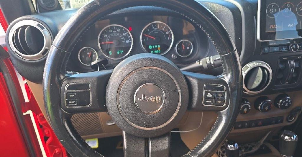 Jeep Wrangler Unlimited Sahara 4WD 2011
