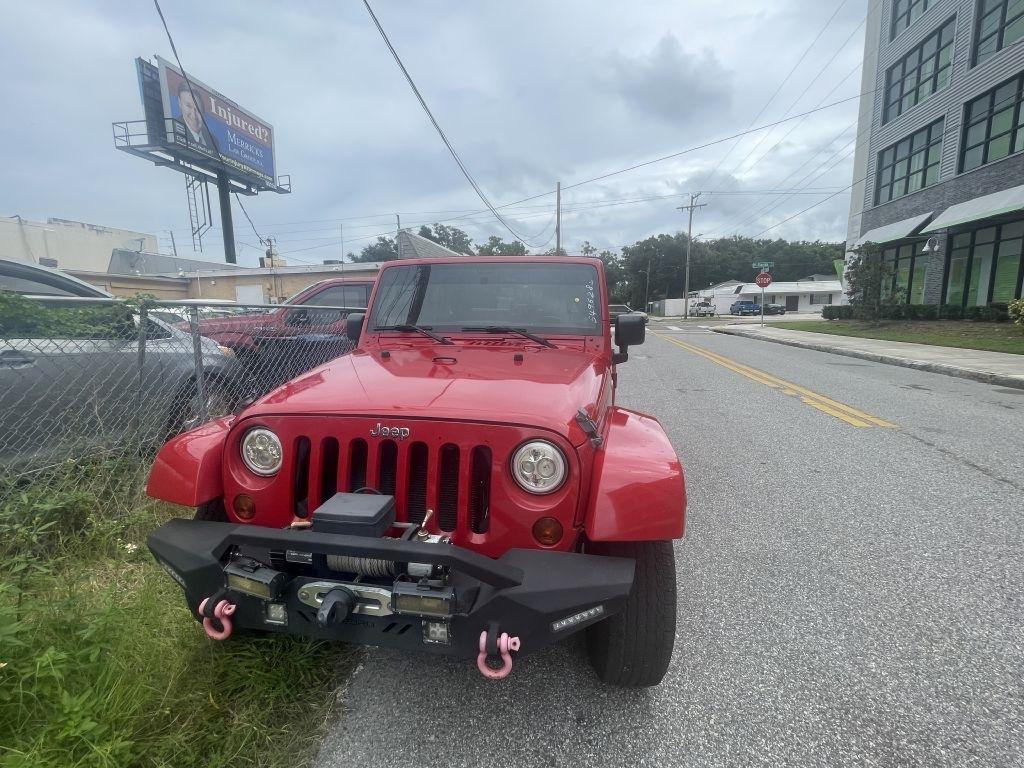 Jeep Wrangler Unlimited Sahara 4WD 2011