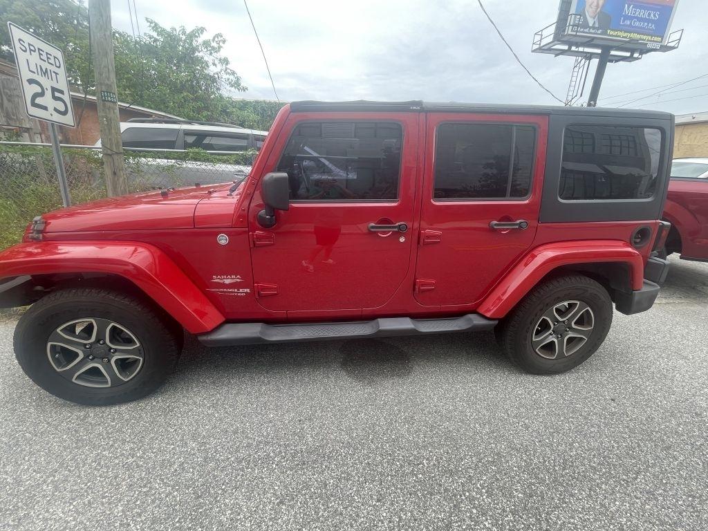 Jeep Wrangler Unlimited Sahara 4WD 2011