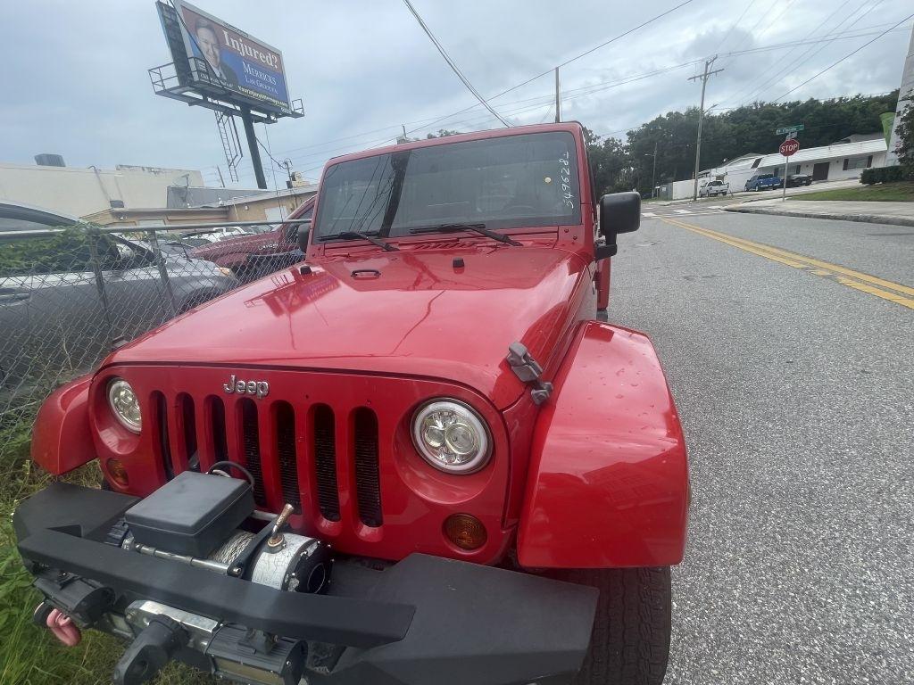Jeep Wrangler Unlimited Sahara 4WD 2011