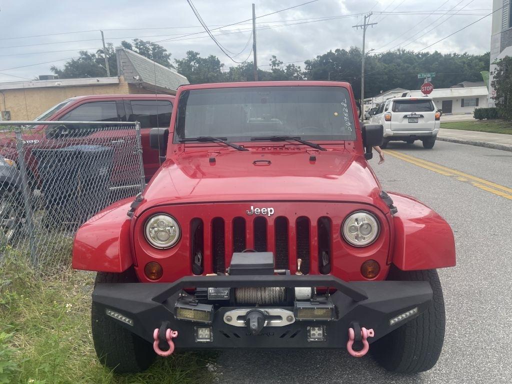 Jeep Wrangler Unlimited Sahara 4WD 2011
