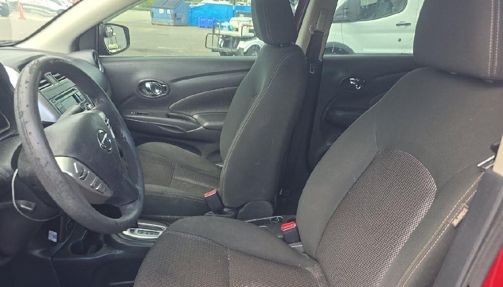 Nissan Versa 1.6 S 5M 2017