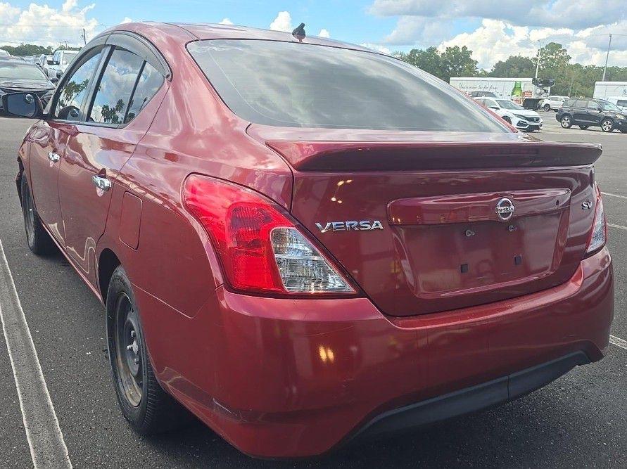 Nissan Versa 1.6 S 5M 2017